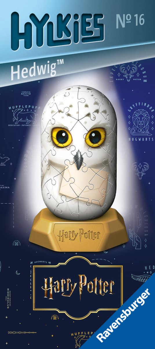 the Noble Collection Harry Potter Magical Creatures Statue Hedwig